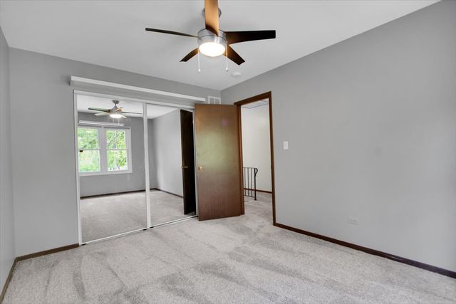 940 French Drive, Mundelein, IL 60060