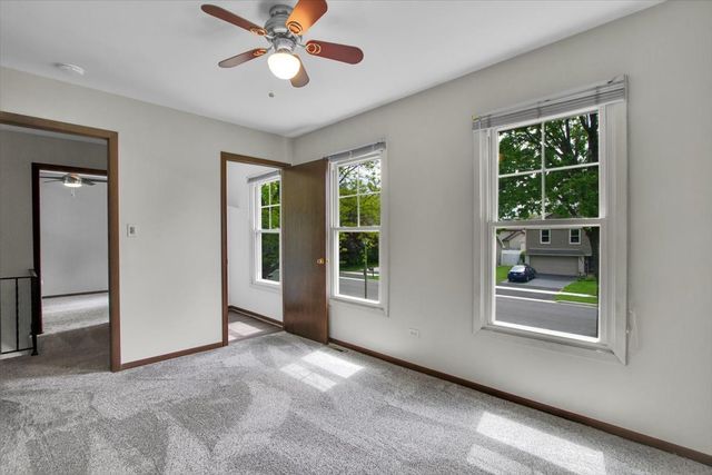 940 French Drive, Mundelein, IL 60060