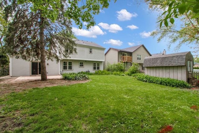 940 French Drive, Mundelein, IL 60060