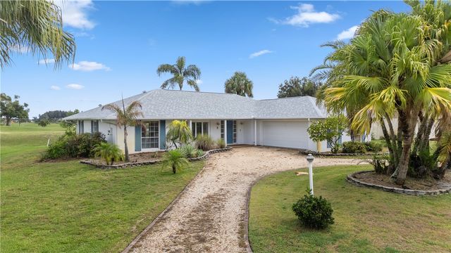 8 Forest Park Drive, Vero Beach, FL 32962