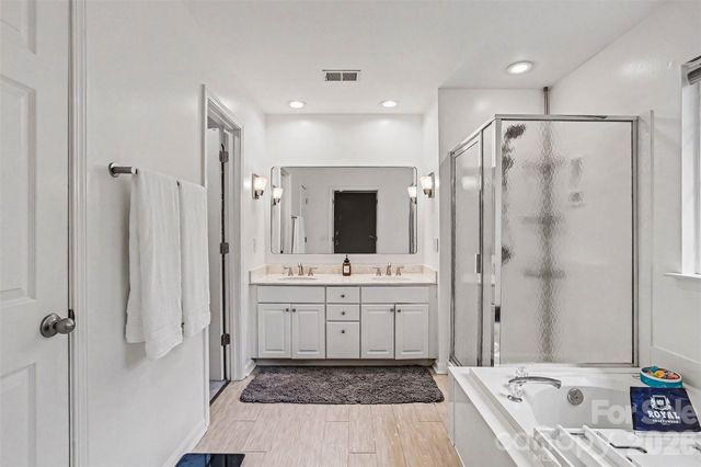6752 Allness Glen Lane, Charlotte, NC 28269