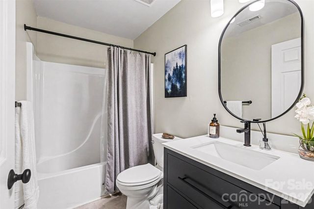 6752 Allness Glen Lane, Charlotte, NC 28269