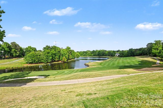 6752 Allness Glen Lane, Charlotte, NC 28269