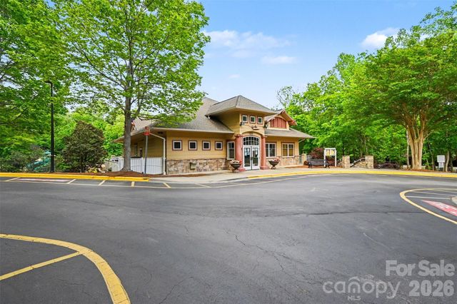 6752 Allness Glen Lane, Charlotte, NC 28269