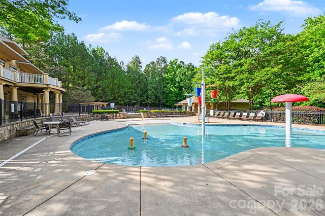 6752 Allness Glen Lane, Charlotte, NC 28269