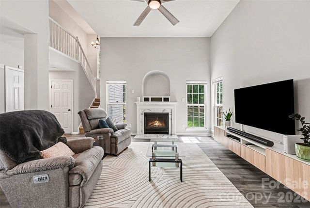 6752 Allness Glen Lane, Charlotte, NC 28269