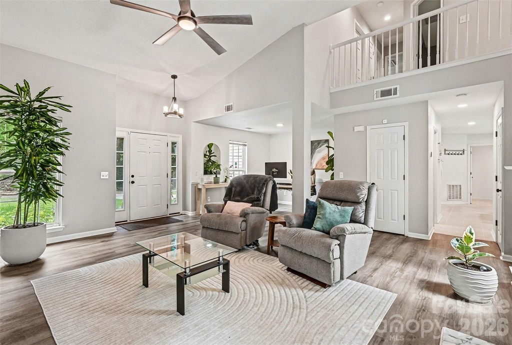 6752 Allness Glen Lane, Charlotte, NC 28269