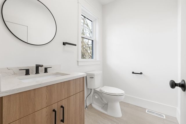6 Ambler Court, Natick, MA 01760