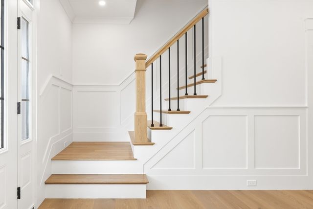 6 Ambler Court, Natick, MA 01760