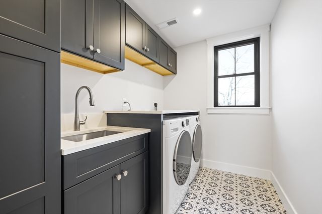 6 Ambler Court, Natick, MA 01760