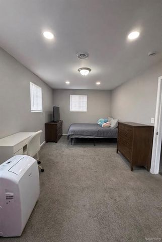 6653 Sparta Street, Detroit, MI 48210