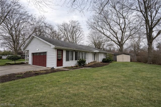 940 Treelane Drive, Ashtabula, OH 44004