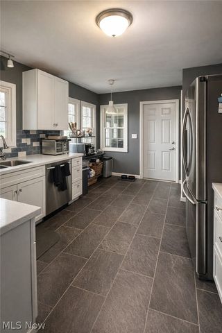 940 Treelane Drive, Ashtabula, OH 44004