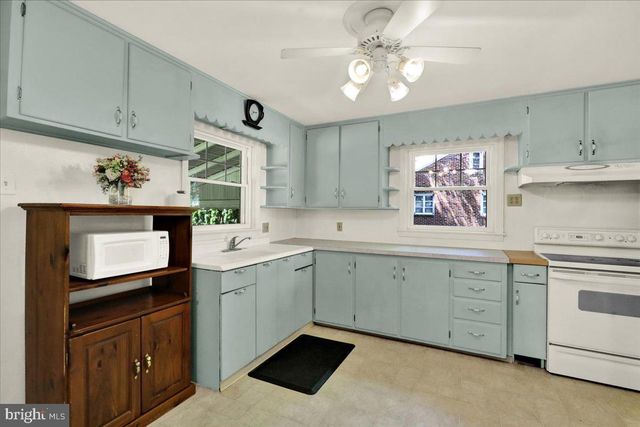 4306 5TH AVE, Temple, PA 19560