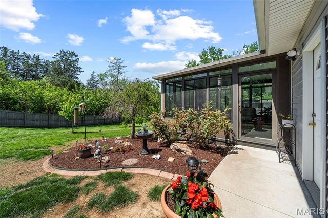14 Bal Harbour Drive, St Louis, MO 63146