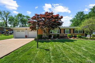 14 Bal Harbour Drive, St Louis, MO 63146