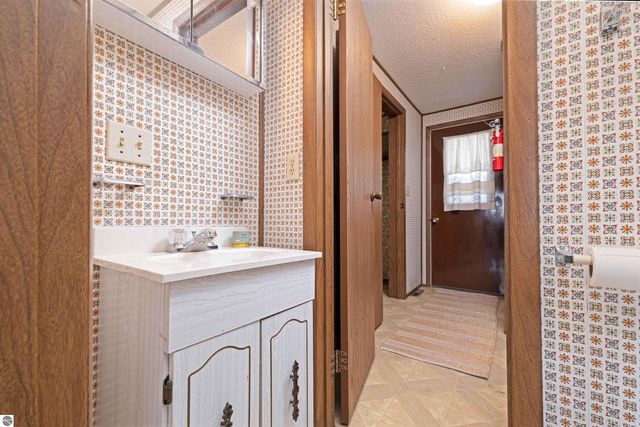 503 Cedar Street, Elk Rapids, MI 49629