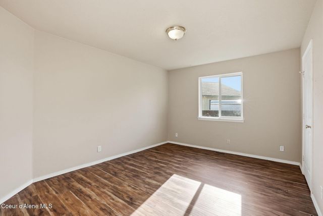 806 W Yarrow Ct, Post Falls, ID 83854