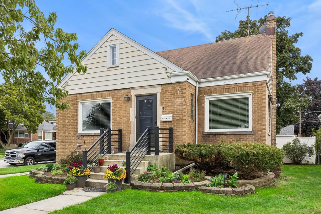 9001 W 23rd Street, North Riverside, IL 60546 — exterior