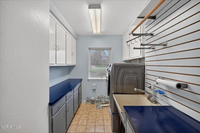 4545 Indian Road, Ottawa Hills, OH 43615