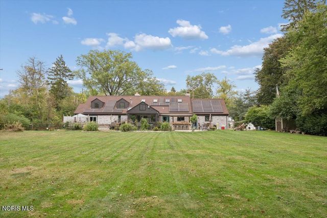 4545 Indian Road, Ottawa Hills, OH 43615