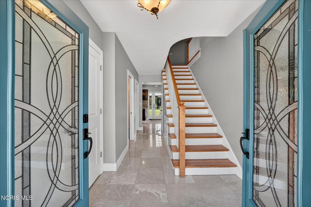 4545 Indian Road, Ottawa Hills, OH 43615