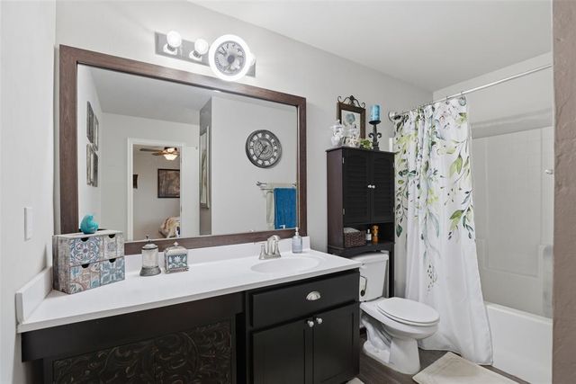 1895 Sussex Street, Newcastle, OK 73065