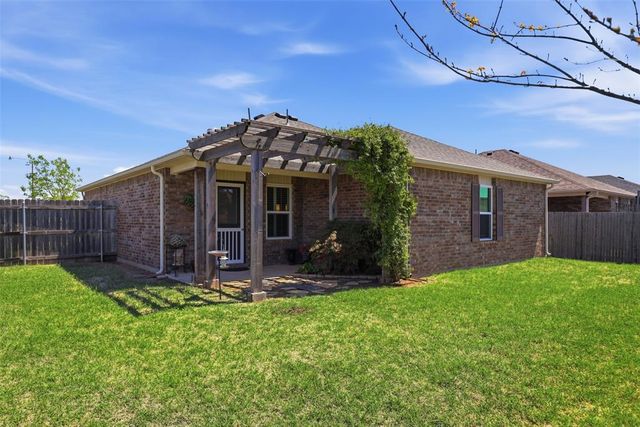 1895 Sussex Street, Newcastle, OK 73065