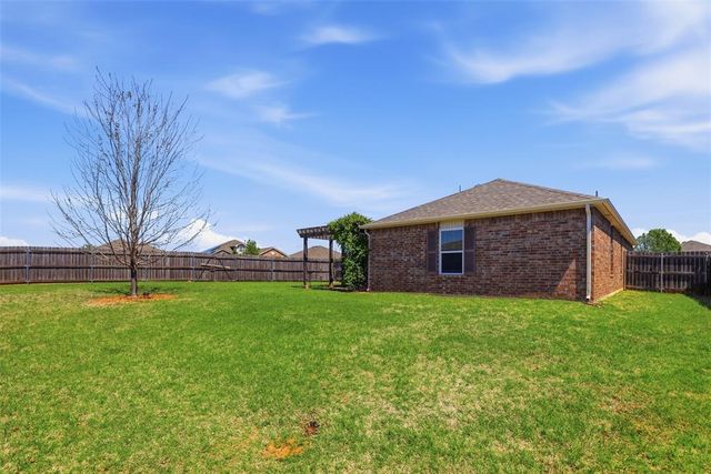 1895 Sussex Street, Newcastle, OK 73065