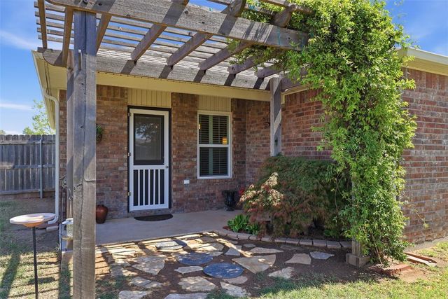 1895 Sussex Street, Newcastle, OK 73065