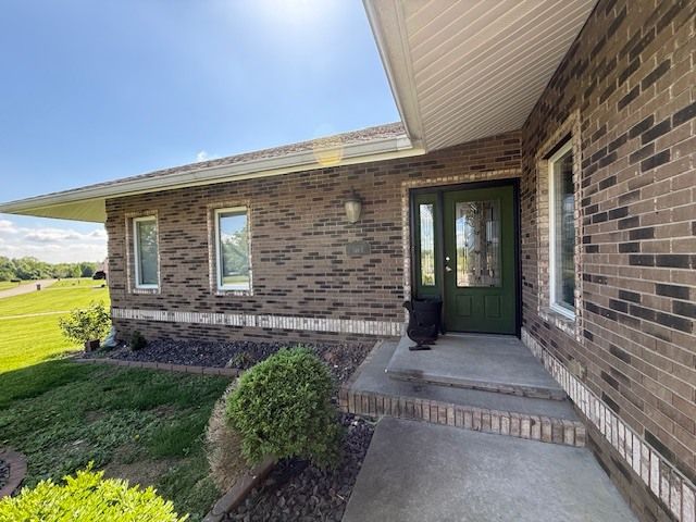 148 Virginia Drive B, Makanda, IL 62958