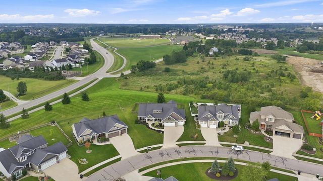 779 Perolla Drive, Fort Wayne, IN 46845
