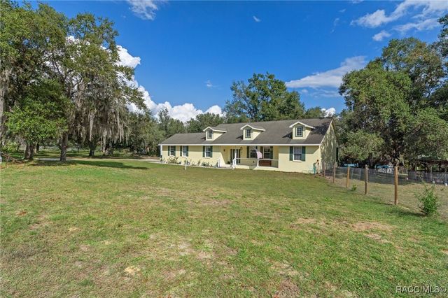 8737 S Rock Point, Floral City, FL 34436