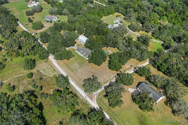 8737 S Rock Point, Floral City, FL 34436