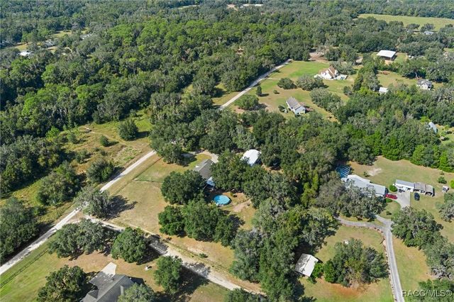 8737 S Rock Point, Floral City, FL 34436
