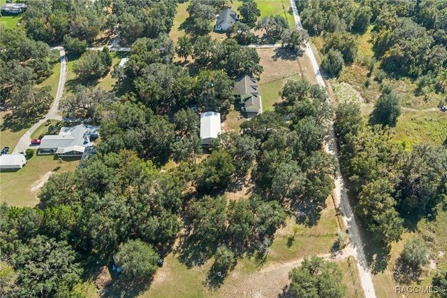 8737 S Rock Point, Floral City, FL 34436