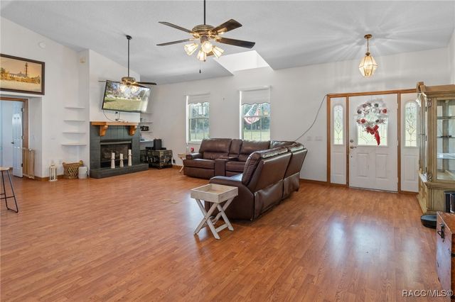 8737 S Rock Point, Floral City, FL 34436