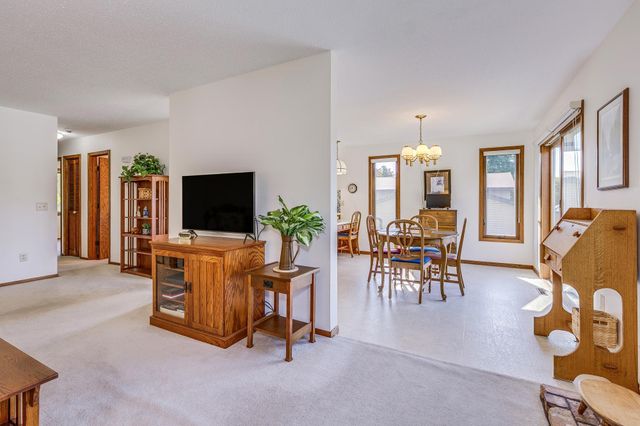 11600 Monroe Street NE, Blaine, MN 55434