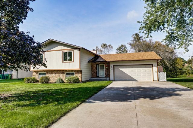 11600 Monroe Street NE, Blaine, MN 55434
