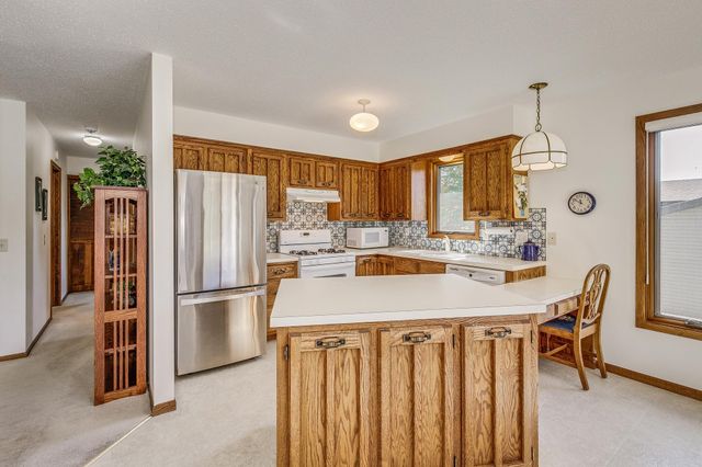 11600 Monroe Street NE, Blaine, MN 55434