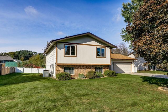11600 Monroe Street NE, Blaine, MN 55434