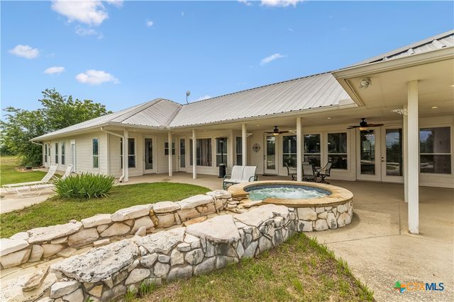 341 Windmill Hill, Salado, TX 76571