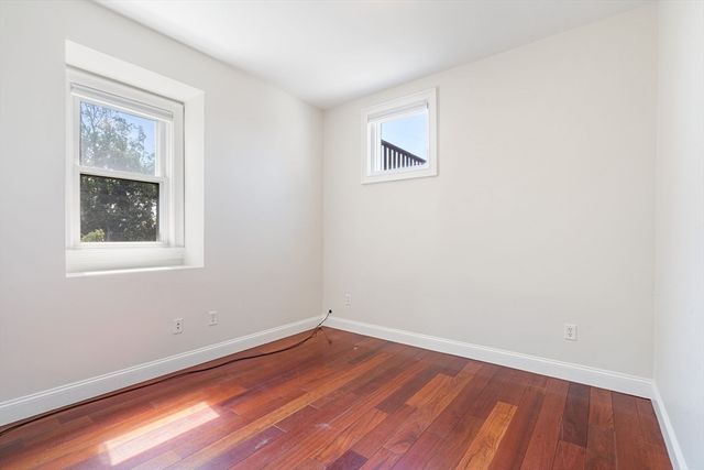 10 Beacon St 3, Chelsea, MA 02150