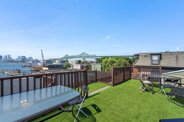 10 Beacon St 3, Chelsea, MA 02150