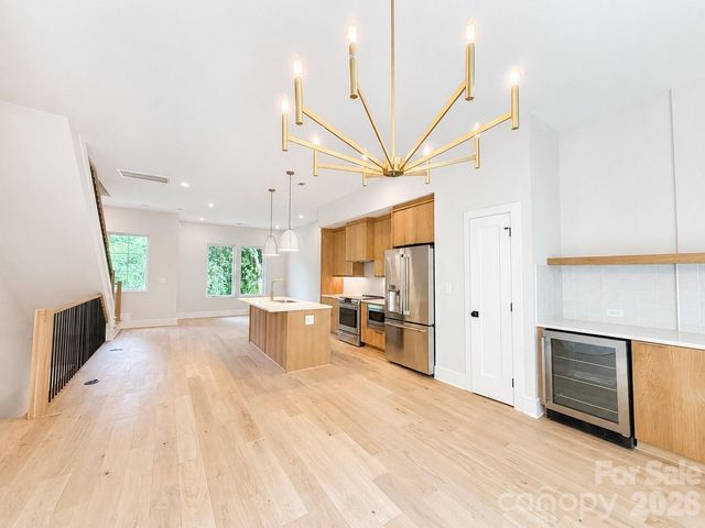 614 E 16th Street, Charlotte, NC 28206