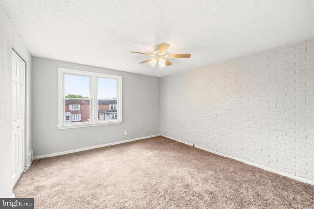 2052 HEATHER RD, Folcroft, PA 19032