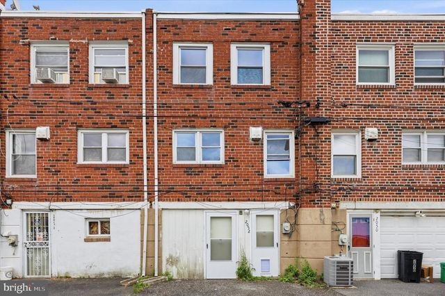 2052 HEATHER RD, Folcroft, PA 19032