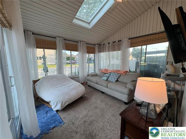 7 Madison Lane, Whitehall Twp, PA 18052
