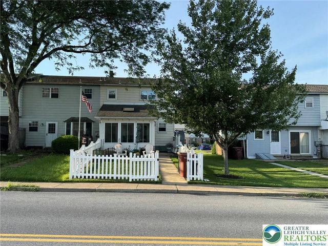 7 Madison Lane, Whitehall Twp, PA 18052