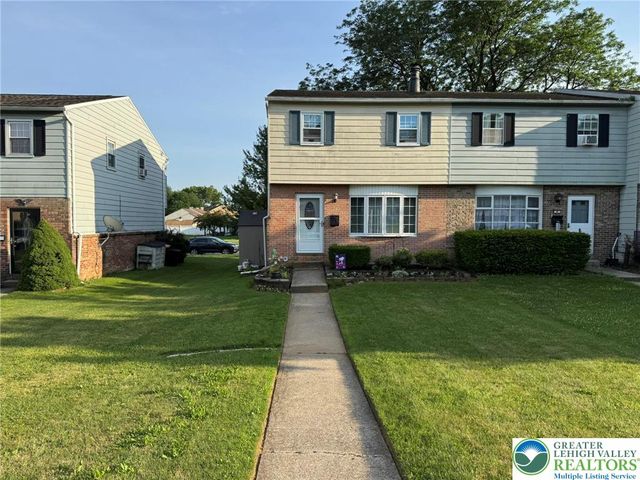 7 Madison Lane, Whitehall Twp, PA 18052